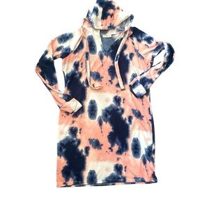 Bobbie Brooks Coral, Navy & White Tie-Dye Hooded Dress